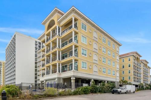 2_bedroom_city_view_ocean_view_01