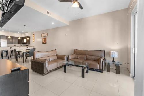 2_bedroom_city_view_ocean_view_011