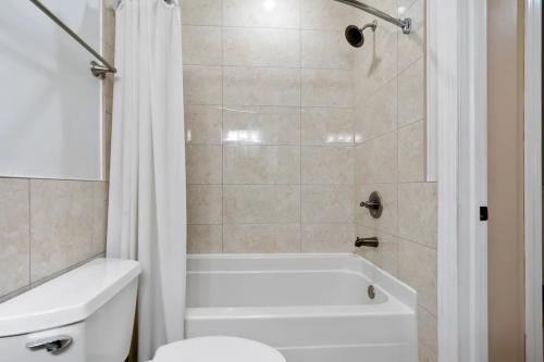 2_bedroom_city_view_ocean_view_015