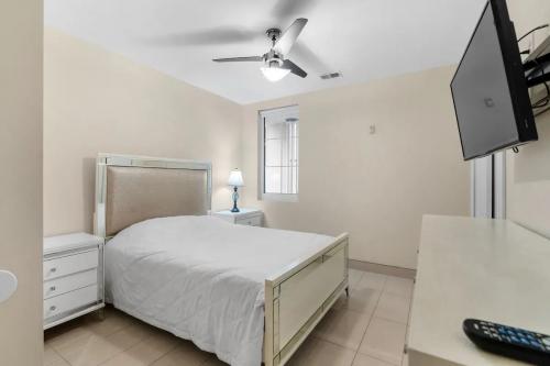 2_bedroom_city_view_ocean_view_016