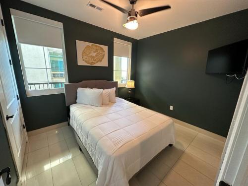 3_bedroom_ocean-city_view-bedroom