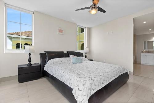 7_bedroom_penthouse_suite_012