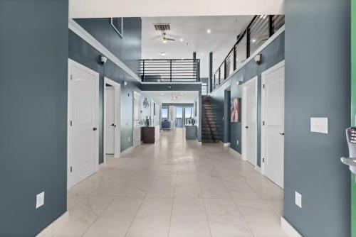 8_bedroom_penthouse_suite-01