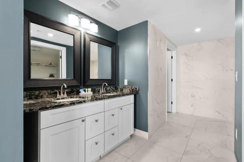 8_bedroom_penthouse_suite-010