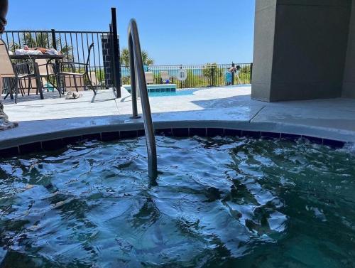 bali_bay_-_pool_area_7